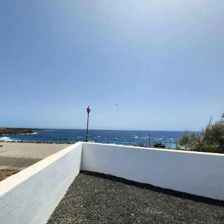 Salada On The Ocean Shore 別荘