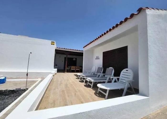 Salada On The Ocean Shore * Caleta De Fuste